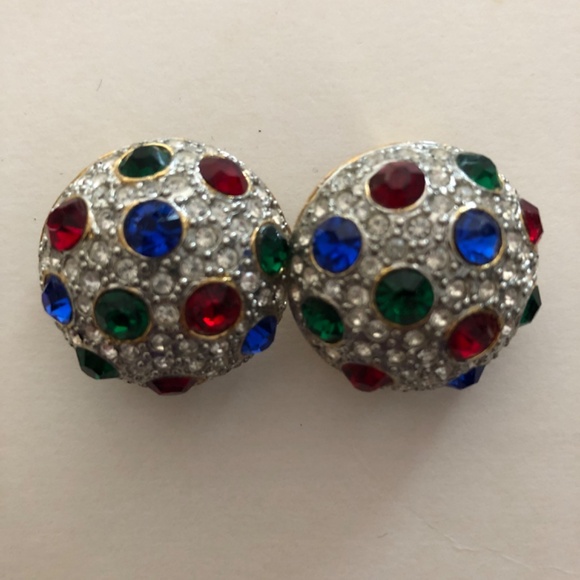MULTI-COLORED RHINESTONE EARRINGS-VINTAGE & PERFECT CONDITION-CLIP-STYLE - 1" - Picture 2 of 3